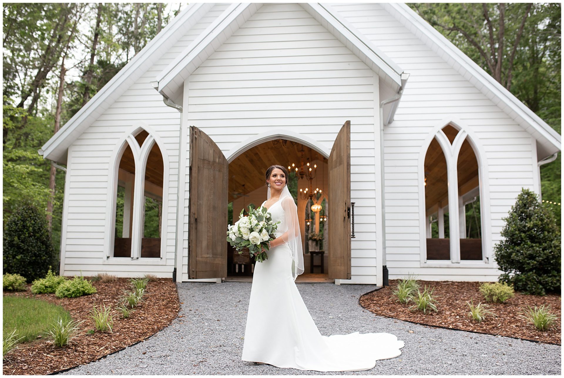 Chapel in the woods, firefly lane wedding, nashville wedding, open air chapel, bridal portraits