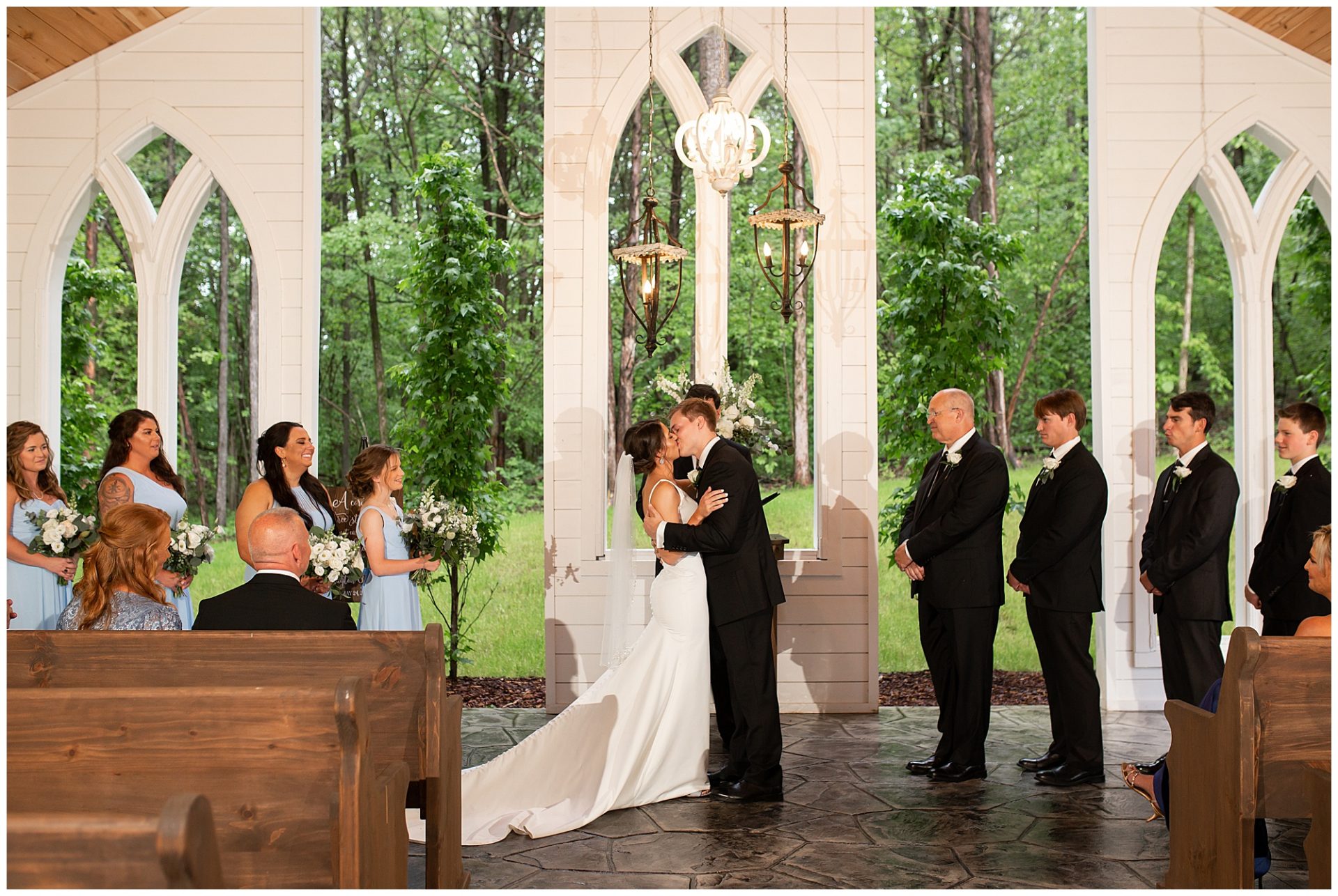 Chapel in the woods, firefly lane wedding, nashville wedding, open air chapel, wedding ceremony
