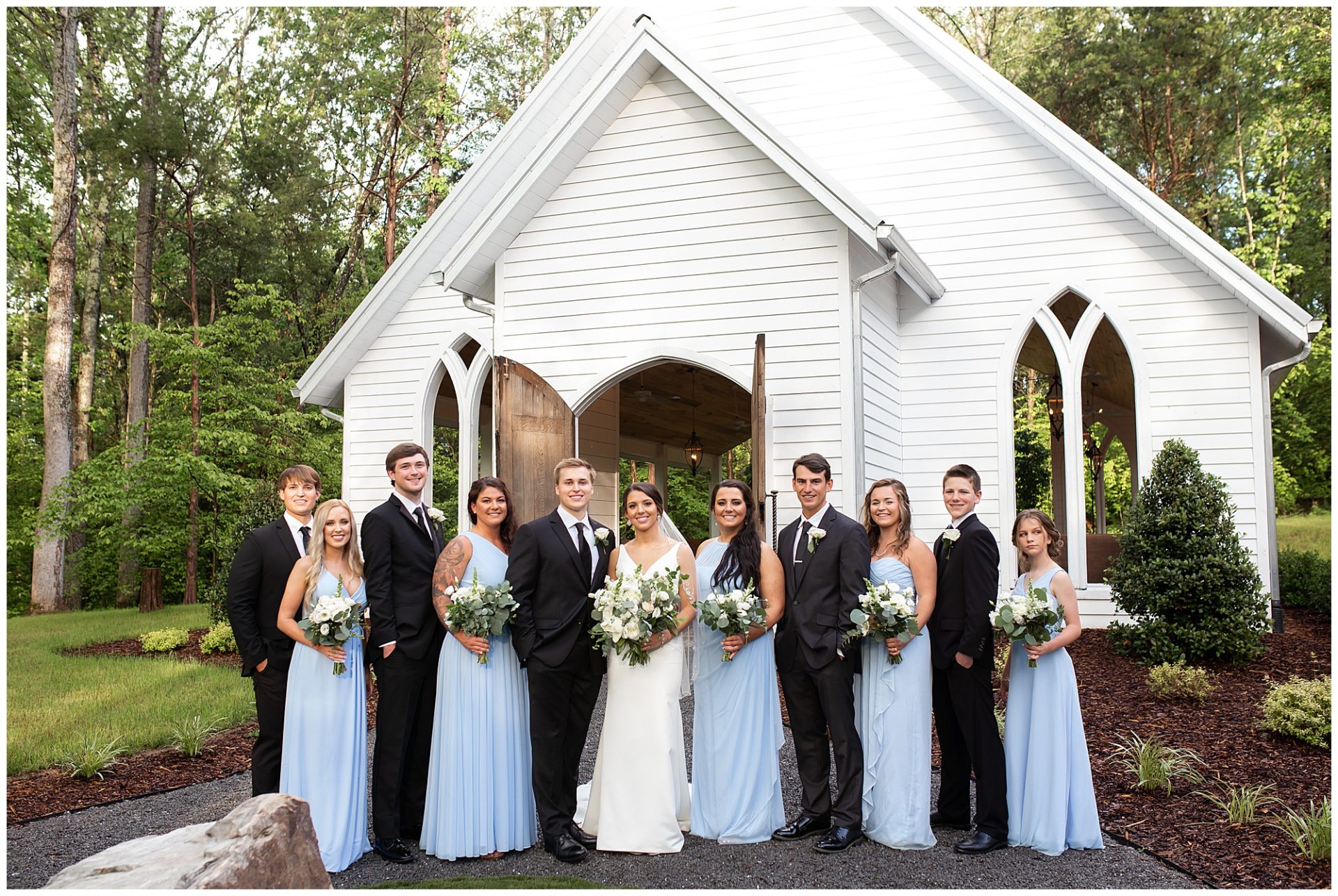 Chapel in the woods, firefly lane wedding, nashville wedding, open air chapel, wedding party, sky blue bridesmaid dresses